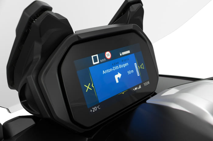 BMW C 400 GT maxi-scooter launch by October 2021